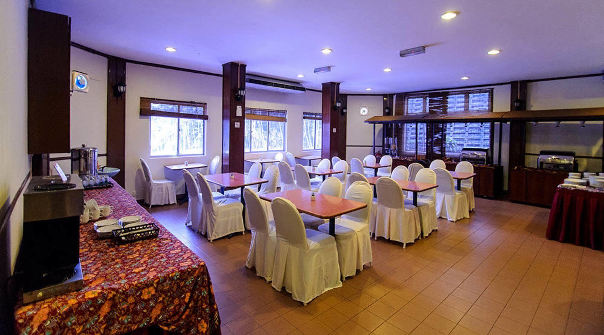 Hotel Seri Malaysia 2*